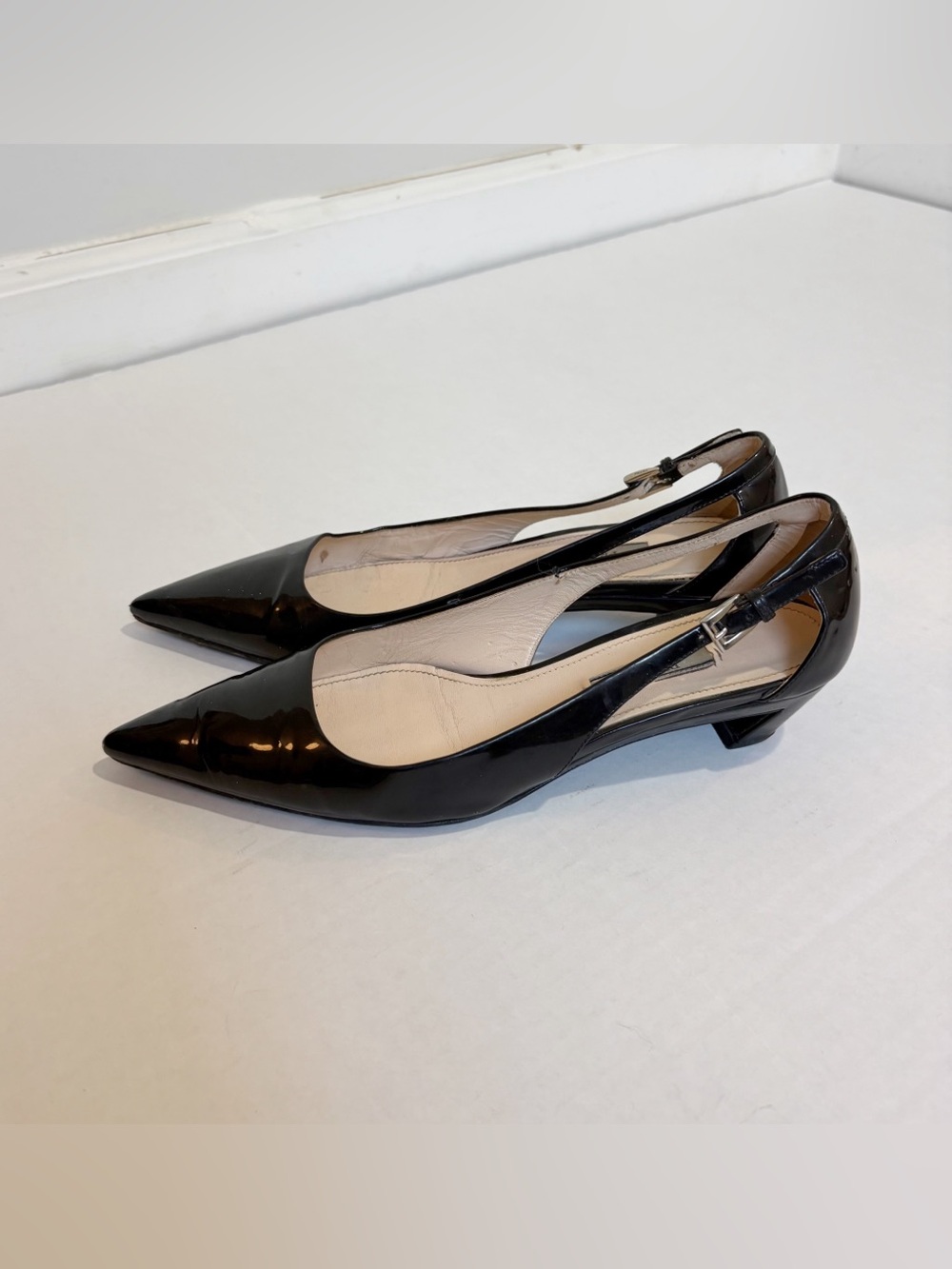 Vintage Prada Black Patent Leather Pointed Toe Slingback Kitten Heels Size 8.5